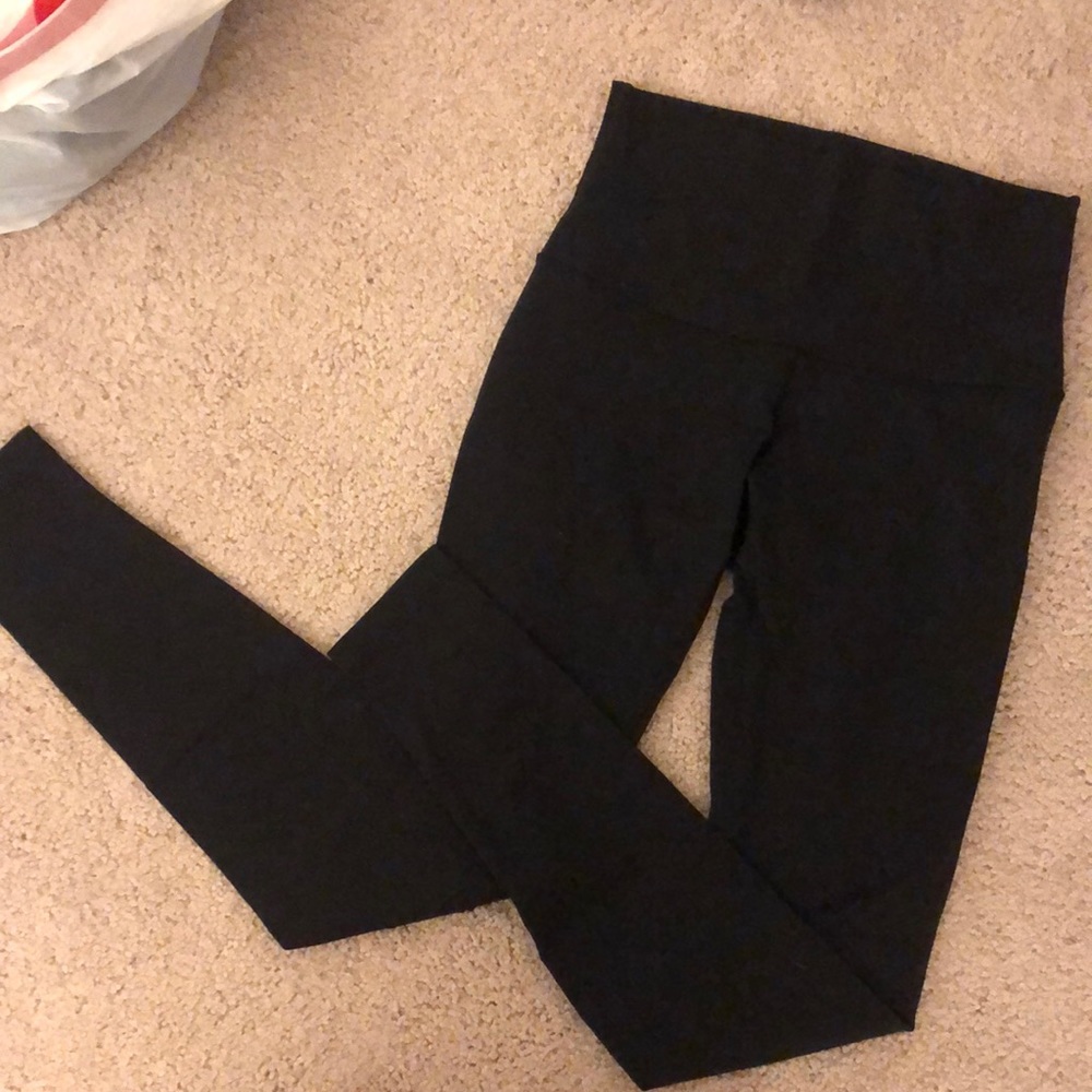 Black Lululemon High-Waisted Leggings!